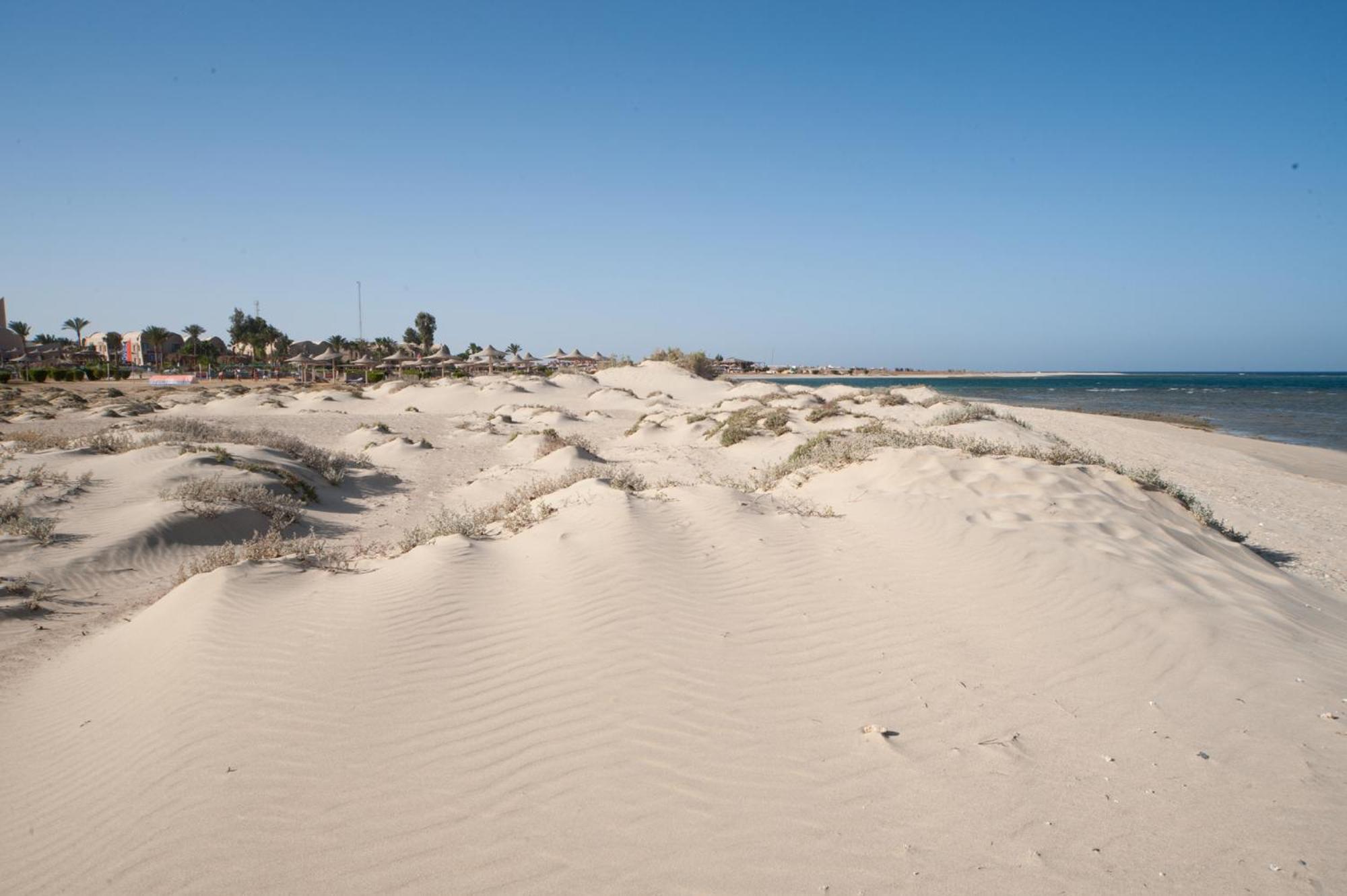 Shams Alam Beach Resort Abu Ghusun Exterior photo